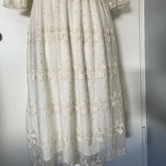 Womens Floral Embroidered Midi Ivory Dress - Picture 3 of 9